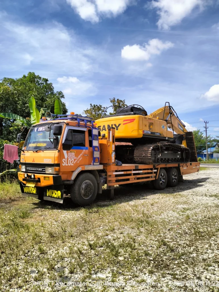Threepilar Tractor - Rental Alat Berat Jakarta (3)